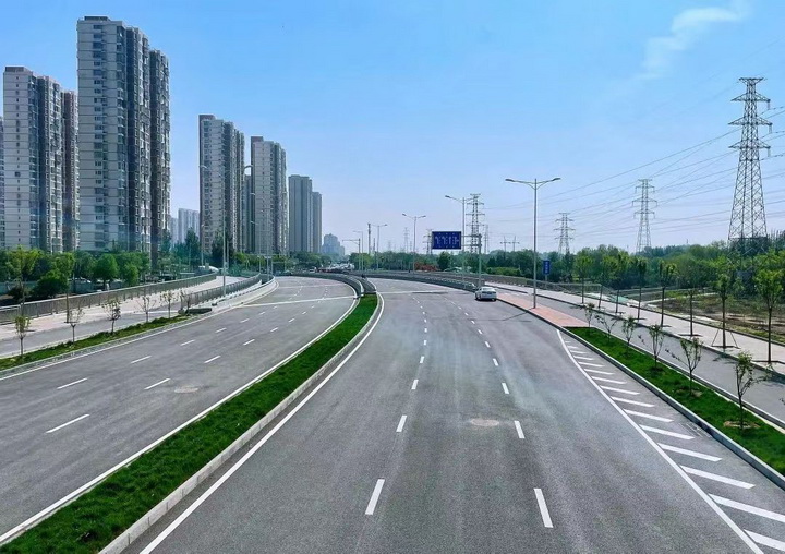 祝贺通久路二期项目主节点顺利通车